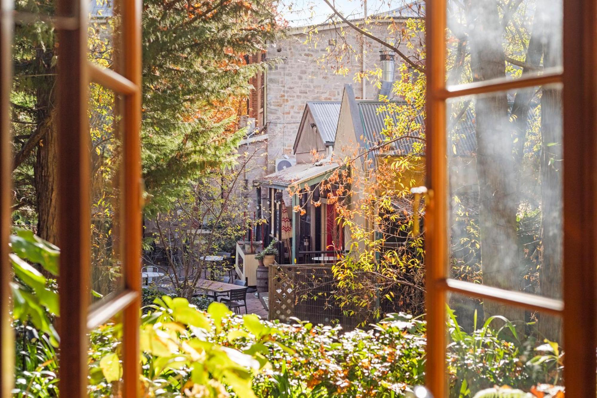 Aldgate Creek Cottage Bed And Breakfast Exterior photo